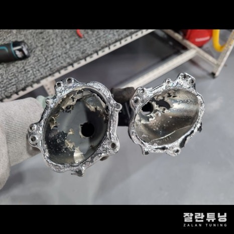 1세대 K5 HID라이트 전조등밝기저하로 광도검사 탈락 반사판교체로 가볍게 합격 알루미늄반사판 / 경기 안성