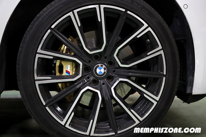 [BMW] 740Li (G12) 브레이크 캘리퍼도색 / 비용 - 리얼 골드 - 일산 멤피스존 드레스업 튜닝 - 파주 운정