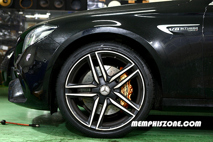 [벤츠] AMG E63(W213) 캘리퍼도색 - 일산멤피스존 - 일산 파주 운정 캘리퍼도색 잘하는곳&비용 드레스업 튜닝