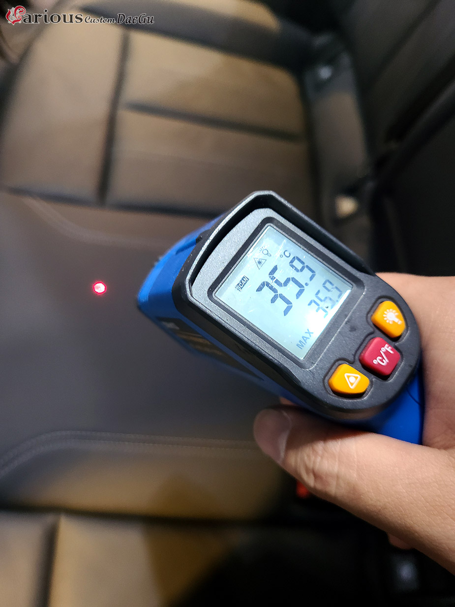 대구 아우디 Q4 이트론 뒷좌석 열선 겨울 엉따는 필수! / 대구 구미 | 오늘의카 - 튜닝,정비 시공후기 모음 앱