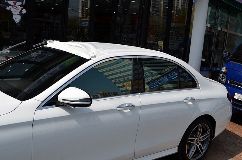 벤츠 E300 솔라가드 새턴 썬팅!!