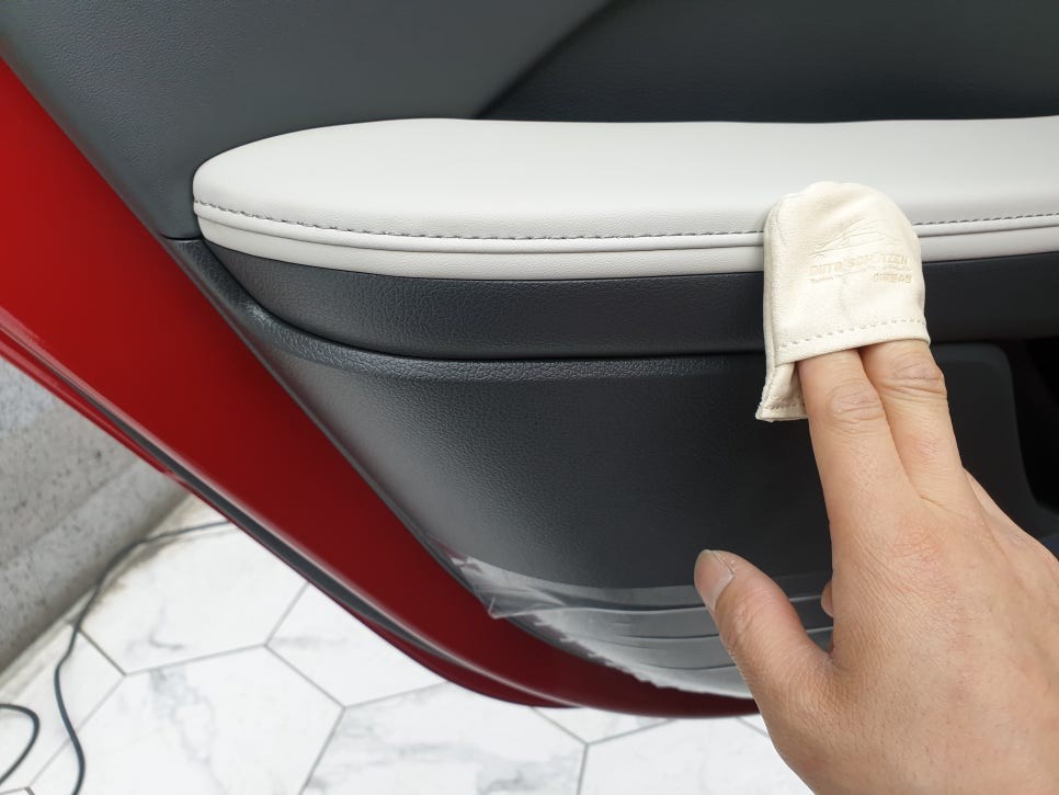 천안가죽코팅 가죽보호제로 화이트톤 시트 이염을 방지합니다.-소나타 DN8 / 천안,청주,세종,대전