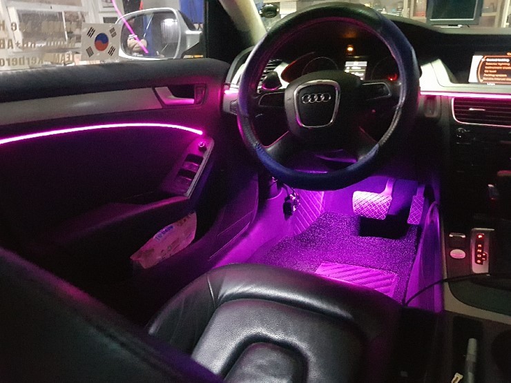 아우디 A4 3세대 면발광 엠비언트 / 남양주, 노원, 하남, 송파