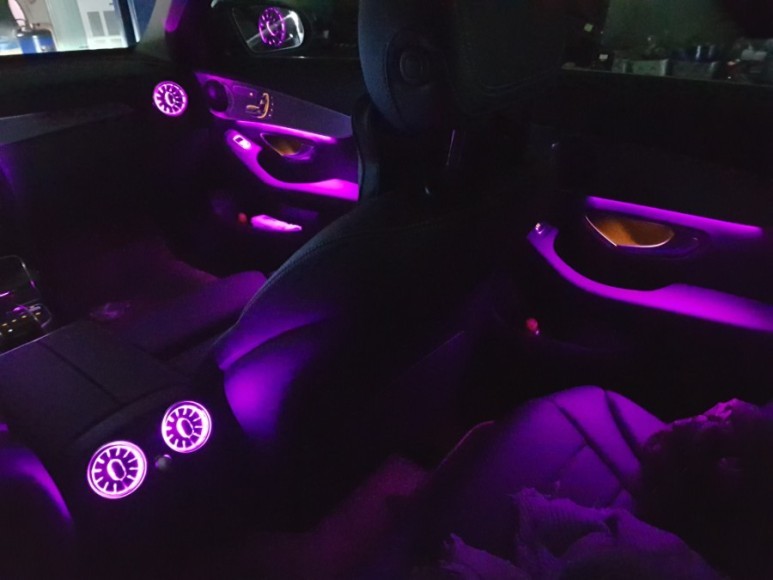 W205 C200  비노출 엠비언트 송풍구 무드등 해보자