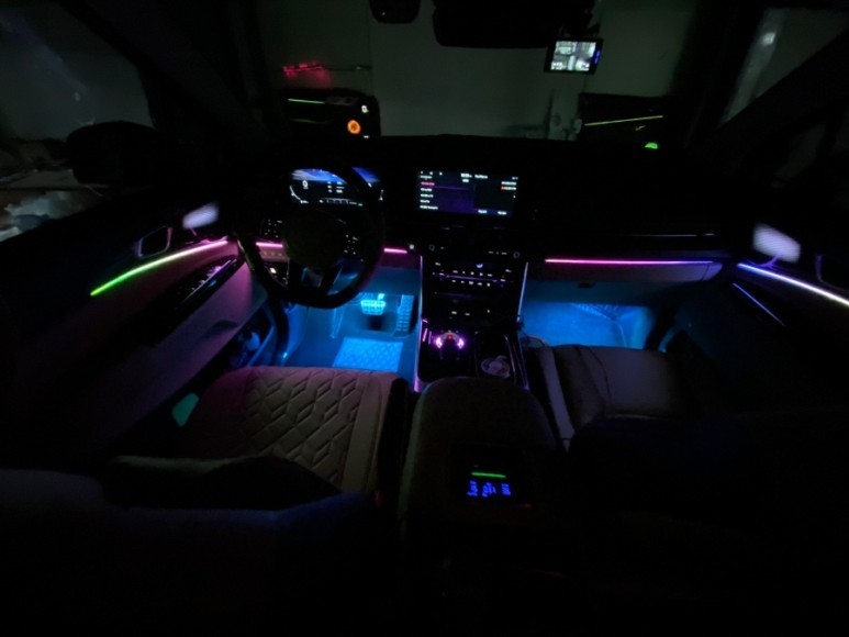 카니발ka4 엠비언트 무빙모션으로 아름답게 꾸며보세요 당연히 비노출로 해야되는거 알지? / 남양주, 노원, 하남, 송파