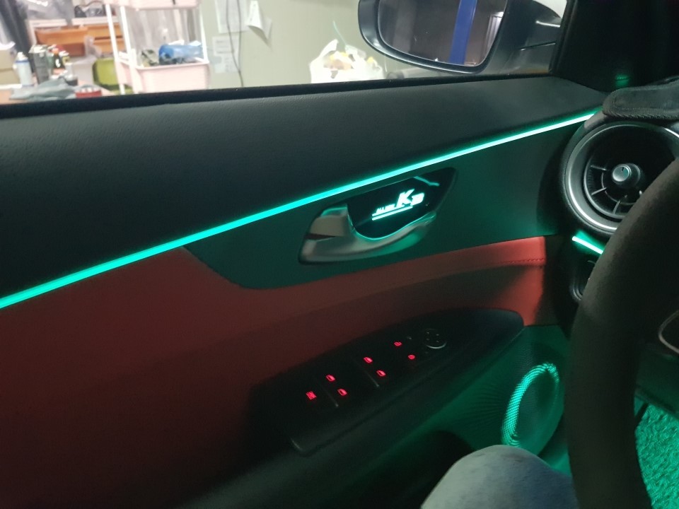 올뉴k3     RGB 엠비언트/스피커/도어캐치/무빙도어스커프/풋등 / 남양주, 노원, 하남, 송파